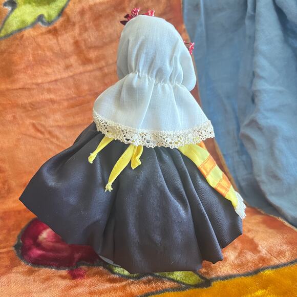 Vintage 80s Madame Alexander Greece Doll 565 with Stand 8 Inch Greek - Picture 5 of 10